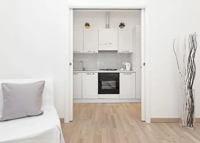 White Flat Colosseo Appartement