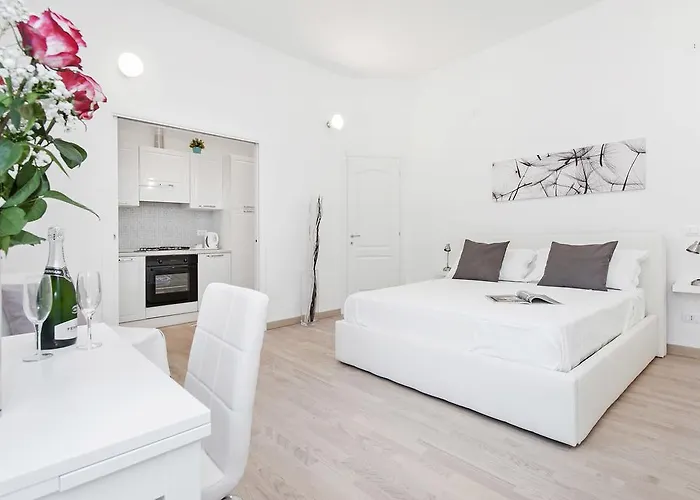 White Flat Colosseo *
